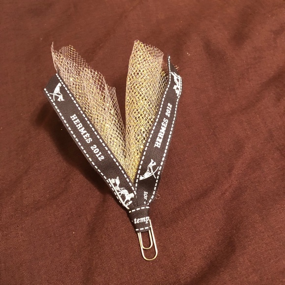 Authentic Hermès Decorative Ribbon Paper Clip - Picture 3 of 5